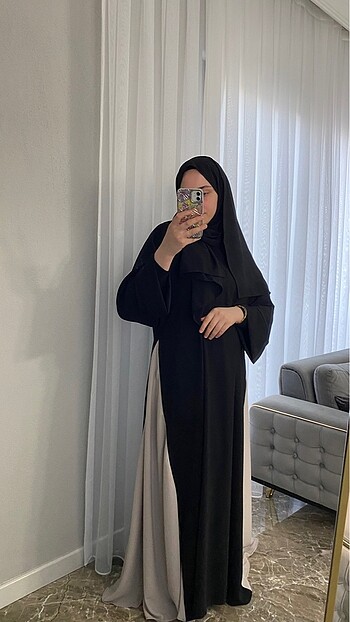 Leyla abaya