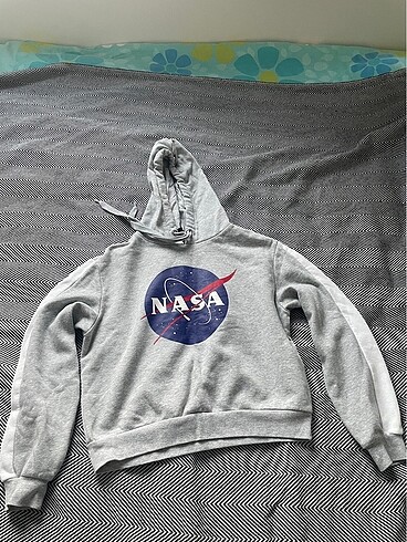 Kapşonlu sweat