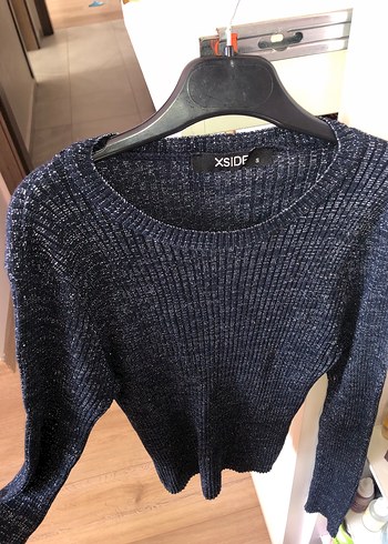 Lacivert isiltili uzun kollu kazak - Görsel 2