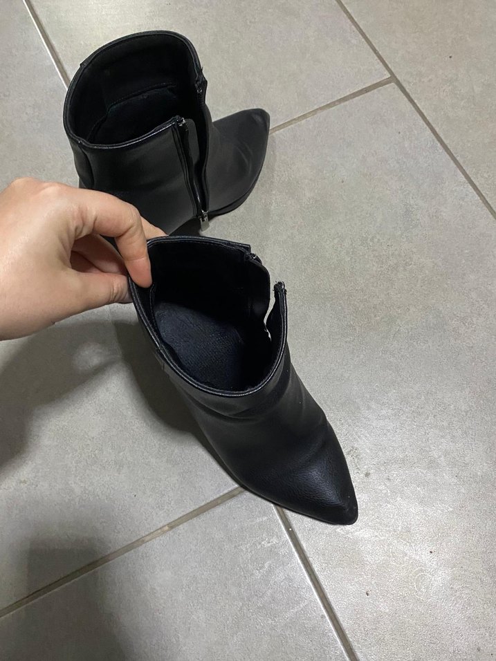 bej siyah ikili kadin bot - Görsel 5