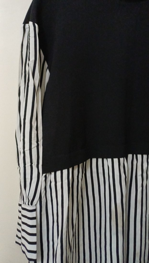 Uzun Kollu Siyah Çizgili Triko Elbise - Görsel 3