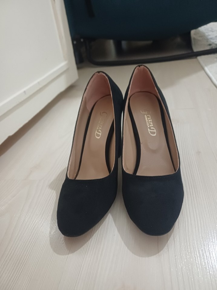 Siyah Modern Klasik Kadın Topuklu Ayakkabı - Görsel 5