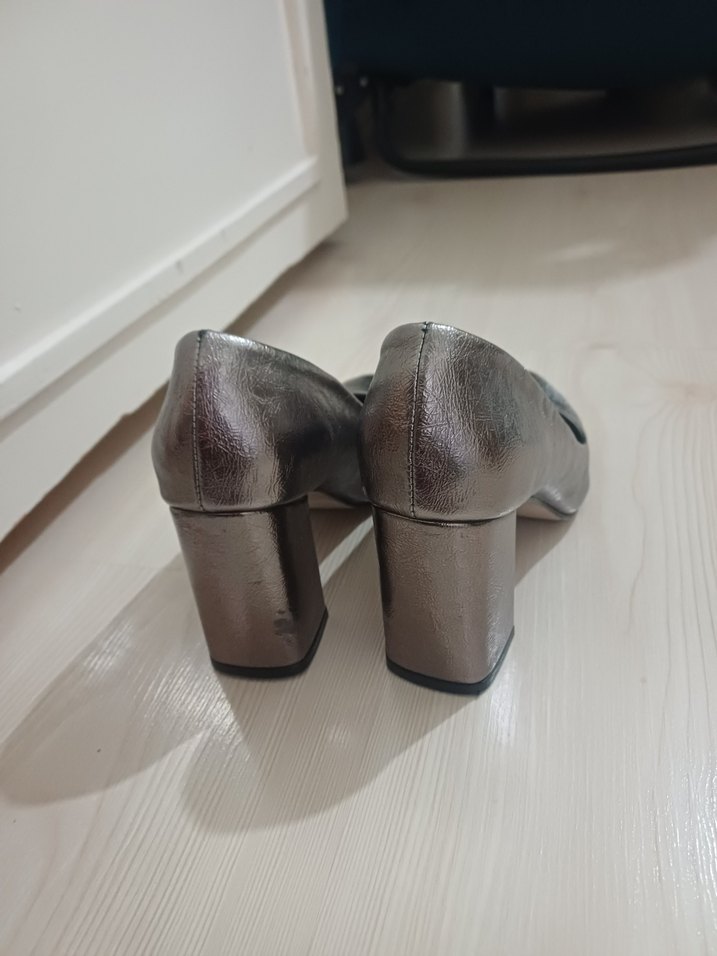 Gri Metalik Deri Topuklu Stiletto - Görsel 4