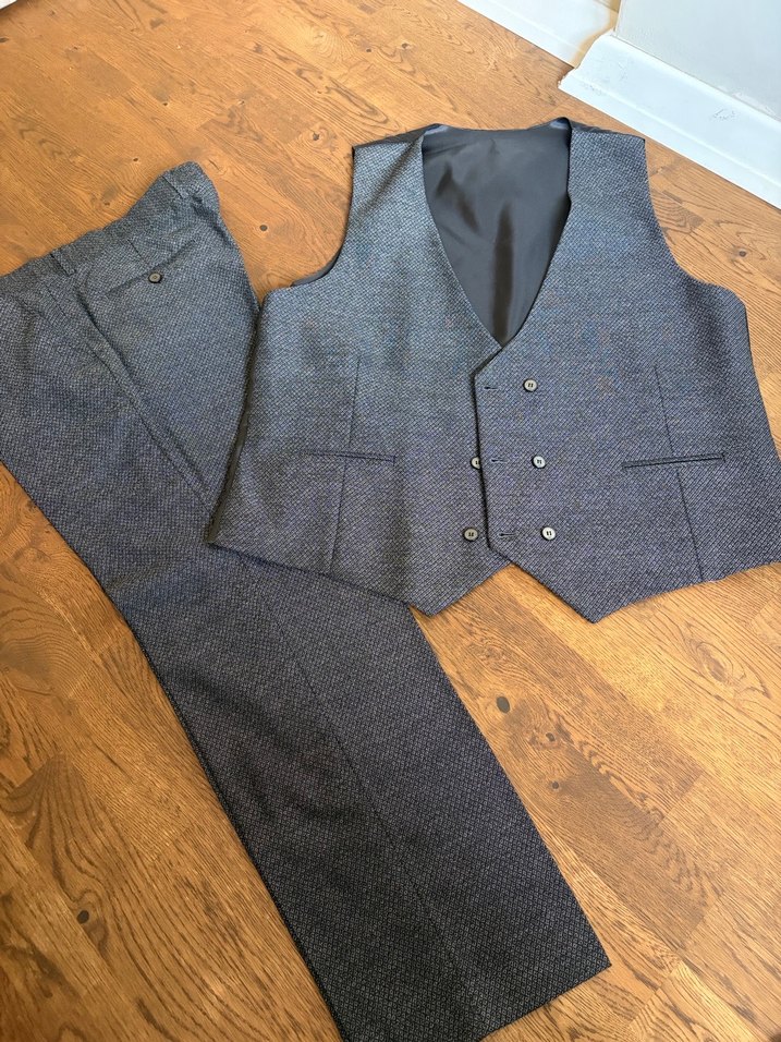 Wenitto -Gri -Siyah Regular Fit Erkek Takım Elbise Üç Parça - Görsel 3