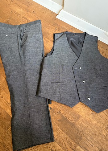 Wenitto-Gri Düğmeli Yelekli Erkek Takım Elbise - Görsel 4