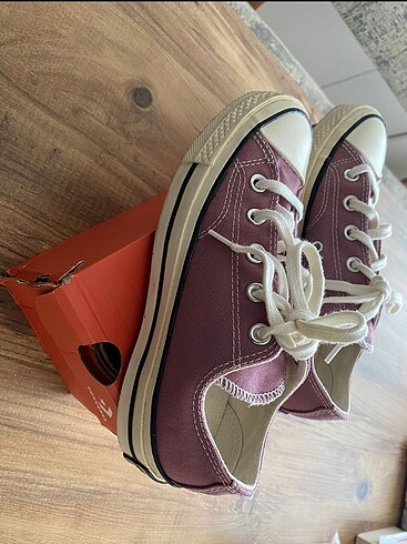 Converse Converse
