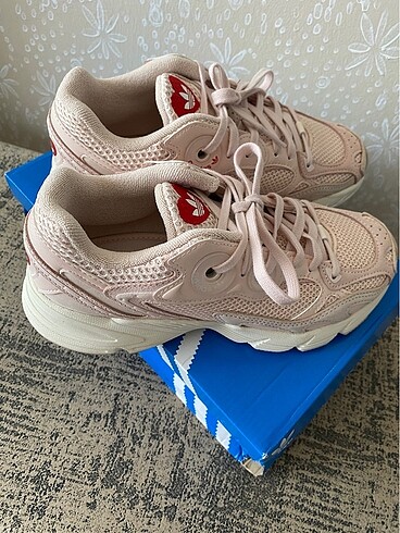 Adidas Adidas astır