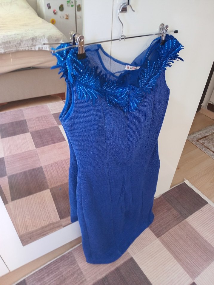 Mavi V Yaka Kolsuz Mini Triko Elbise - Görsel 4