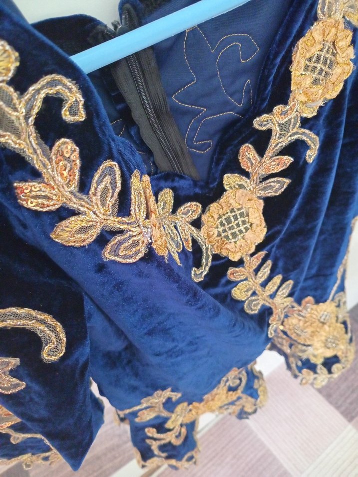 Mavi Nakışlı Kadife Uzun Kollu Kadın Hint Büstiyeri - Görsel 3