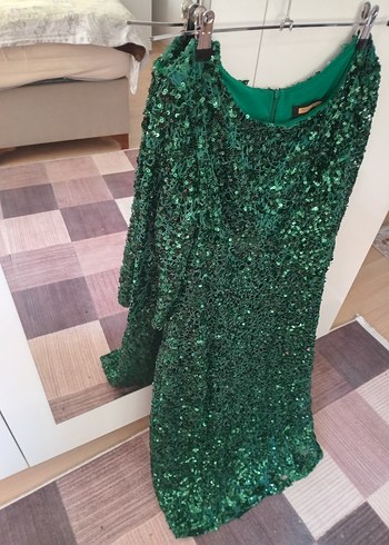 Parlak Yeşil Uzun Drapeli Abiye Elbise - Görsel 4