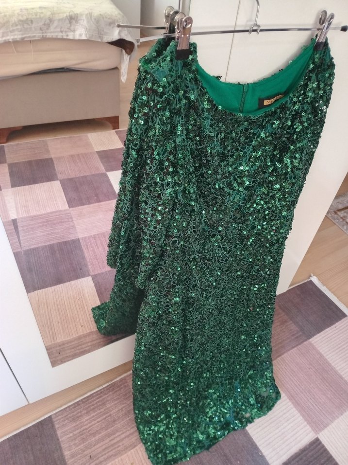 Parlak Yeşil Uzun Drapeli Abiye Elbise - Görsel 3