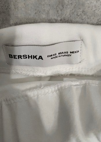 Bershka Beyaz Drapeli Mini Etek