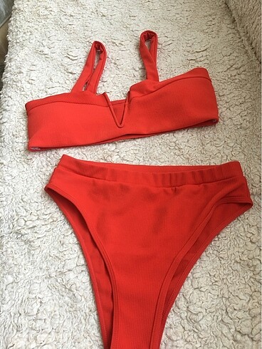 Kırmızı bikini sıfır