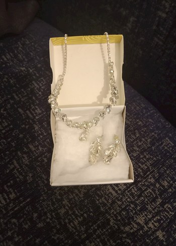 beyaz taşlı taç,terlik,kese,toka,takı seti,eldiven,bant - Görsel 6