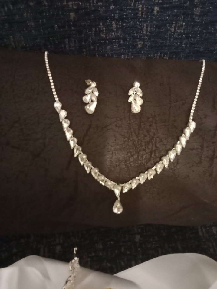 beyaz taşlı taç,terlik,kese,toka,takı seti,eldiven,bant - Görsel 2