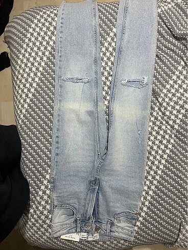 xs Beden Yırtık detay mom jean
