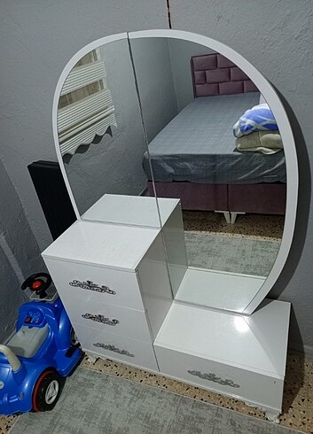 universal Beden Makyaj aynası & dolabı