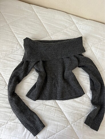 Defacto Omzu acik crop kazak