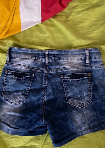 Düğmeli Mini Mavi Denim Kadın Şort - Görsel 2