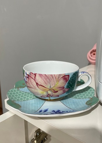 Pip studio Çiçek Desenli Pastel Renkli Fincan ve Tabak