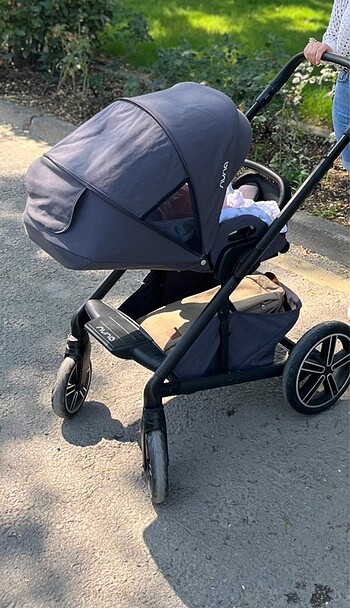 Nuna bebek arabası