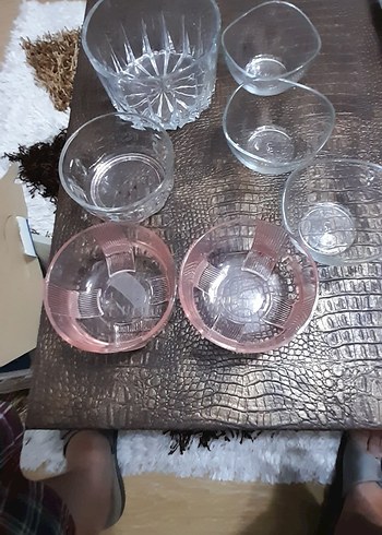 Pembe ve Şeffaf Cam Kase Seti