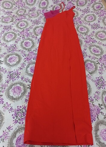 xs Beden kırmızı Renk Uzun elbise