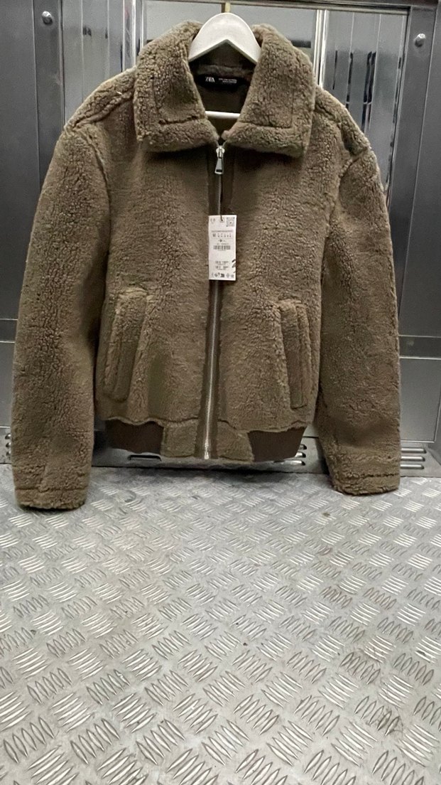 Zara suni kürk mont - Görsel 2