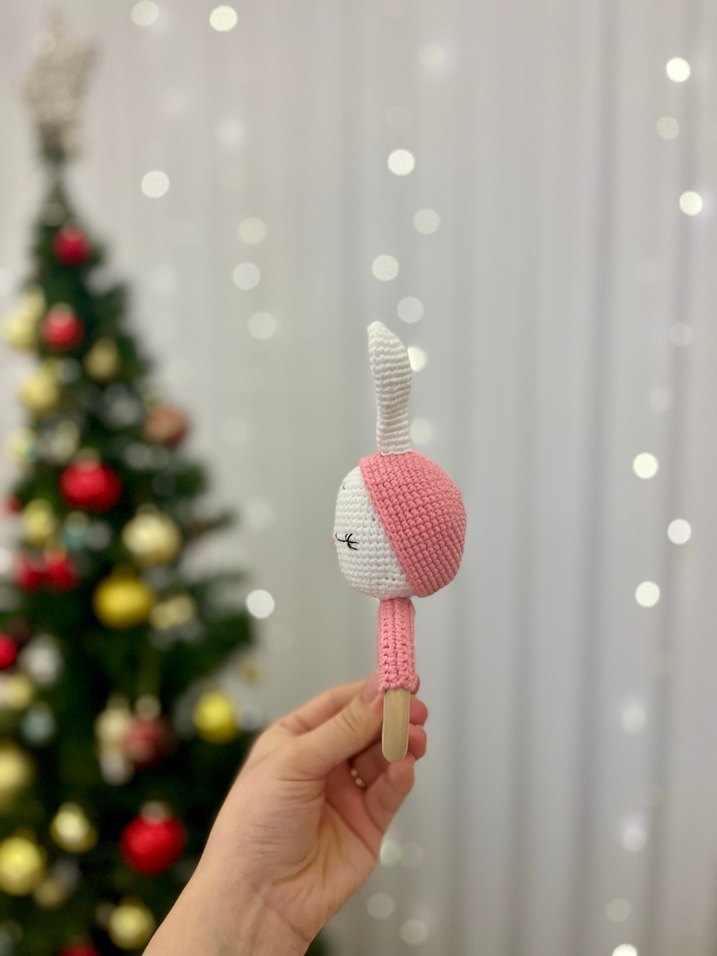 Pembe Tavşan Figürlü Diş Kaşıyıcı ve Çıngırak - Görsel 2