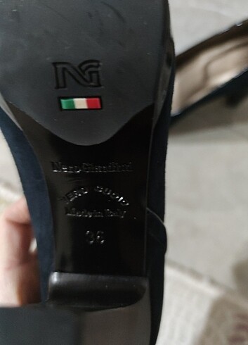 36 Beden siyah Renk Nero giardini topuklu ayakkabı 