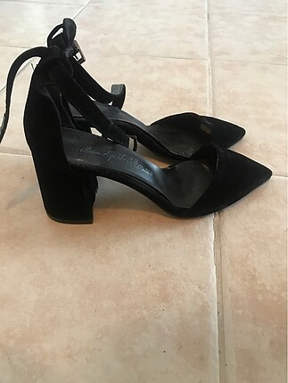 siyah stiletto topuklu