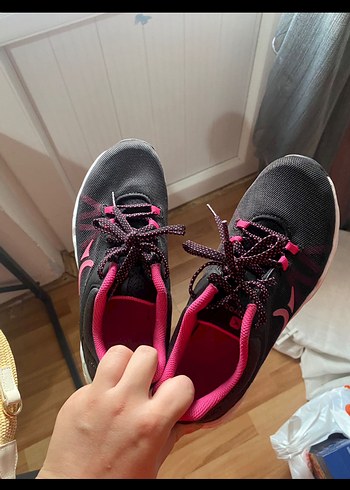 Pembe Bağcıklı Kadın Spor Ayakkabı - Görsel 4