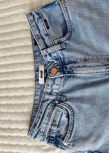 Mavi Düğmeli Gri Mavi Midi Kot Pantolon