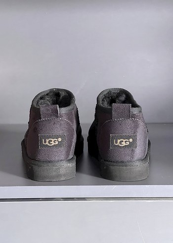 UGG Gri Kadın Spor Tarzı Dolgu Topuk Bot