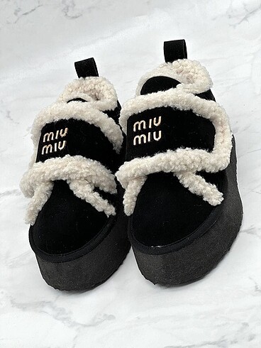 MIU MIU