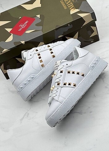 37 Beden Valentino Garavani