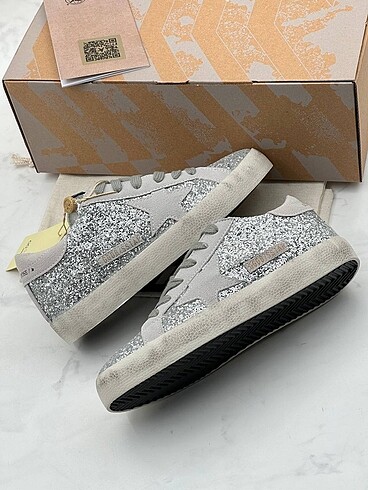 GOLDEN GOOSE SİMLİ