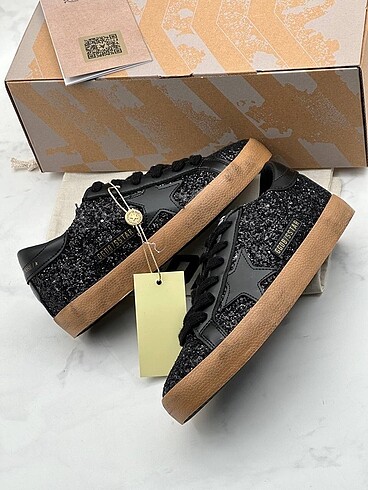 GOLDEN GOOSE SİMLİ