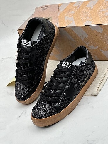 39 Beden GOLDEN GOOSE SİMLİ