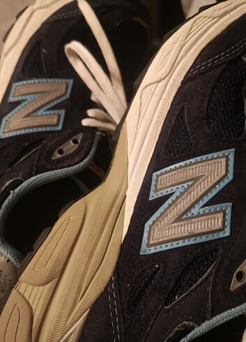 36 Beden lacivert Renk Newbalance 36 no. Lacivert spor ayakkabı