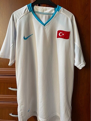 Türkiye EURO 2008 deplasman forması
