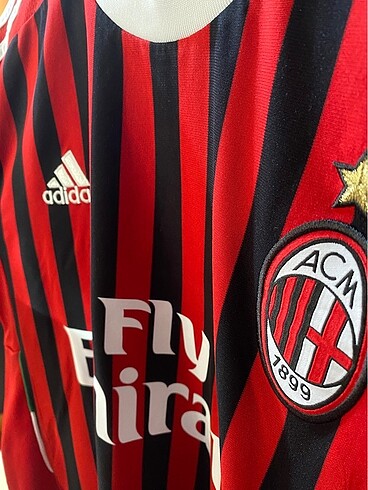 m Beden AC Milan 2011-2012 Ibrahimovic forma
