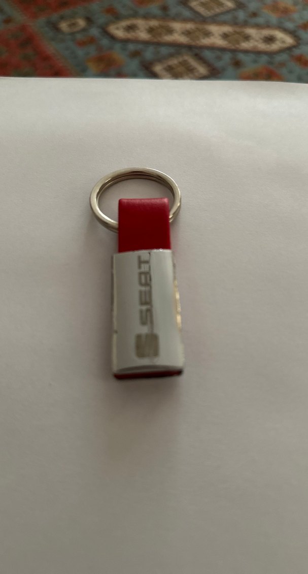 SEAT orijinal anahtarlık - Görsel 2