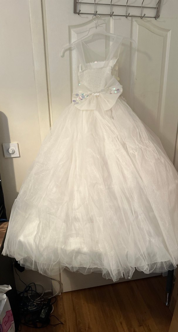 Beyaz Nakışlı Straplez Kız Çocuk Elbisesi - Görsel 3