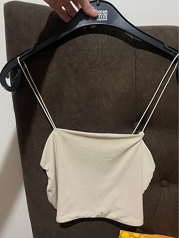 Trendyol & Milla Krem askılı crop