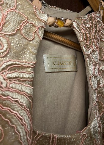 Bej toz pembe elbise - Görsel 5