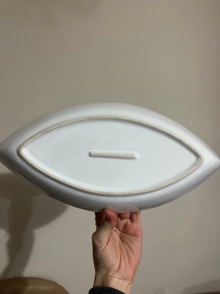 Beyaz Yaprak Şeklinde Servis Tabağı - Görsel 2