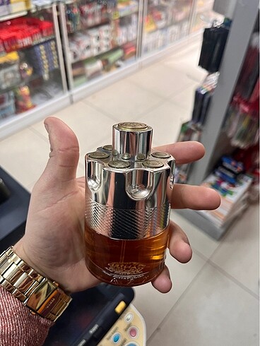 Azzaro Wanted