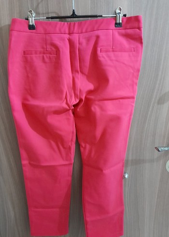 l Beden pembe Renk Pembe Düğmeli Kadın Kumaş Pantolon kalitelidir