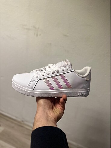 Adidas Grand Court 2.0